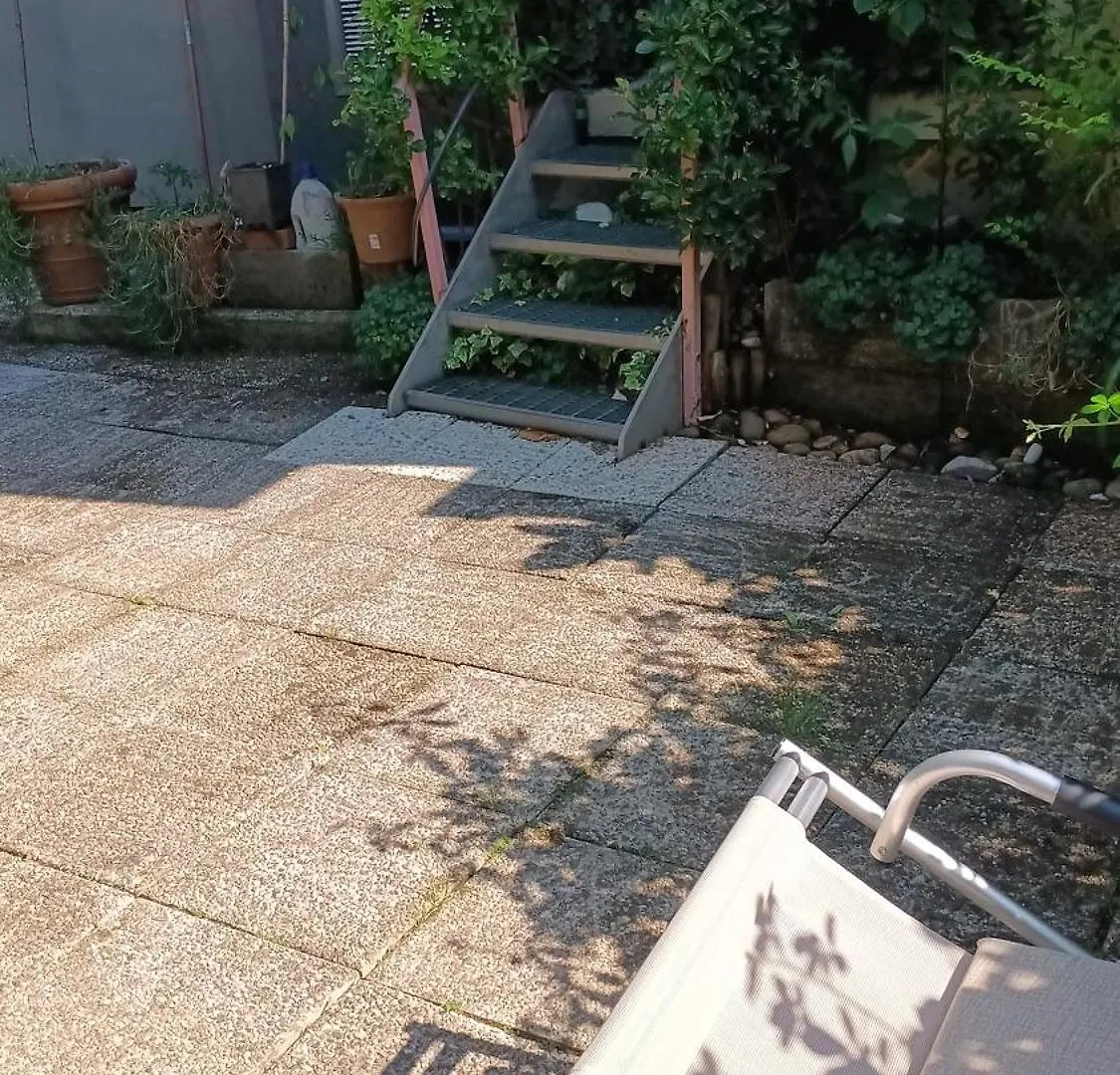 B&B D'Ambrosio Milano 2*,  İtalya